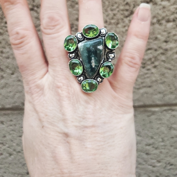 New Oversized Indian Moss Agate & Tsavorite 925 Silver Statement Ring. - Picture 13 of 16